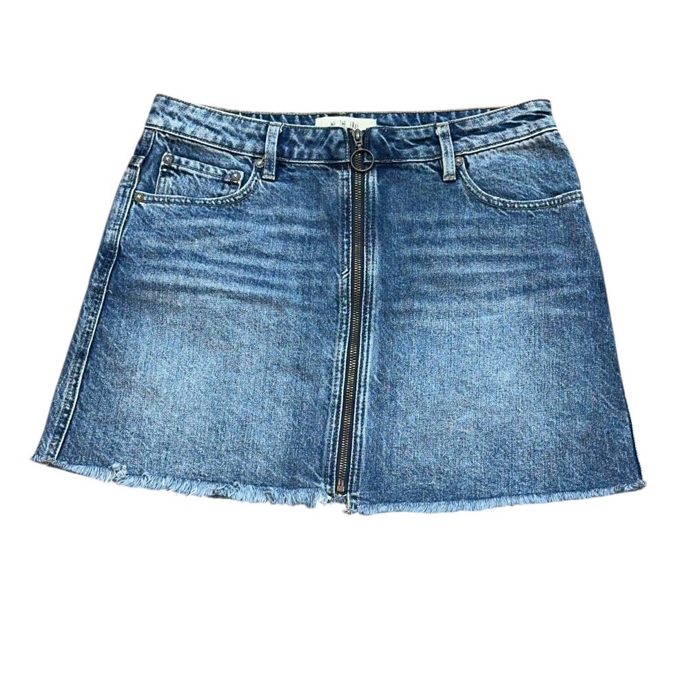 We The Free People Zip It Up Mini Denim Skirt Size 29 Raw Hem Cotton Summer - Picture 1 of 6